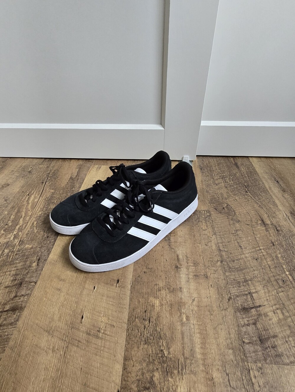 Adidas VL Court 2.0 Black And White Mens Size 9 Sneakers